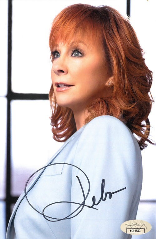 Reba McEntire signed 5.5x8.5 Photo/Art Card 2022 My Chains Are Gone CD Box- JSA