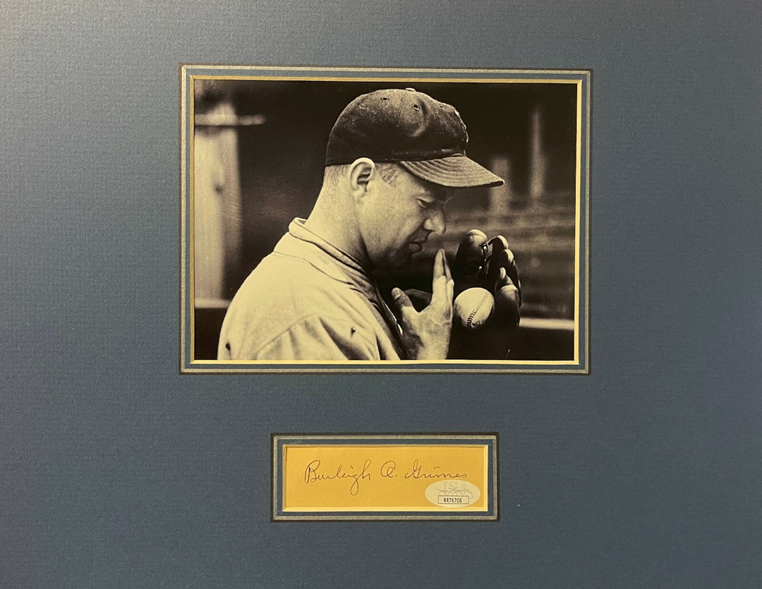 Burleigh Grimes signed 3x5 Cut Sig- JSA #RR76708- w/ B&W 5x7 Photo Matted 11x14