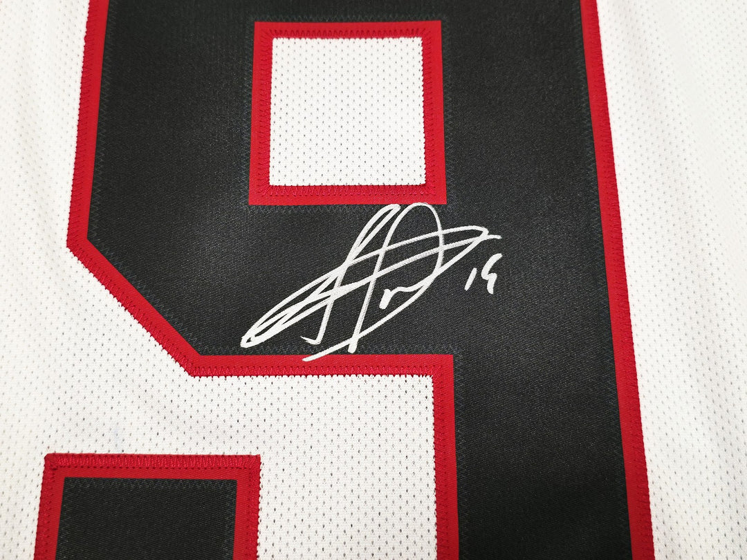 Blackhawks Jonathan Toews Signed White Reebok Premier Jersey Size L Beckett Wit