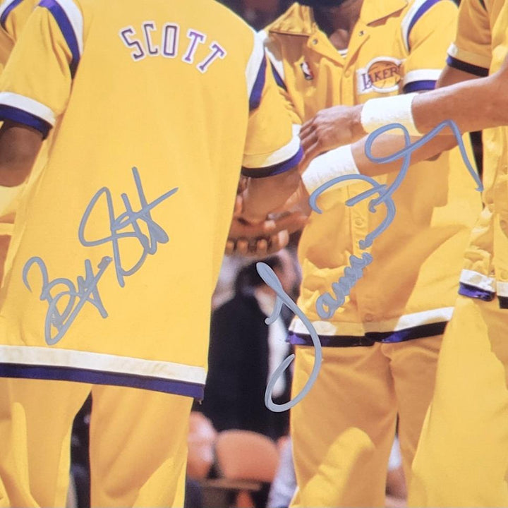 Byron Scott & James Worthy signed 16x20 photo autograph BAS Beckett Witness
