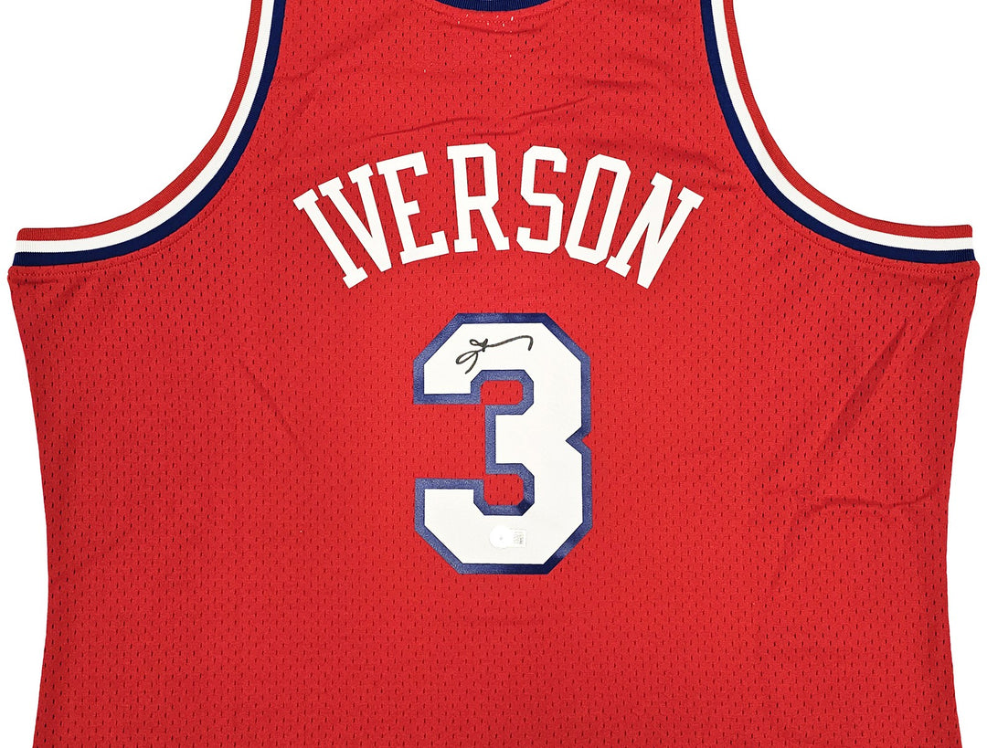 76ers Allen Iverson Auto Red Auth Mitchell Ness 02-03 HWC Swingman Jersey 2X BAS