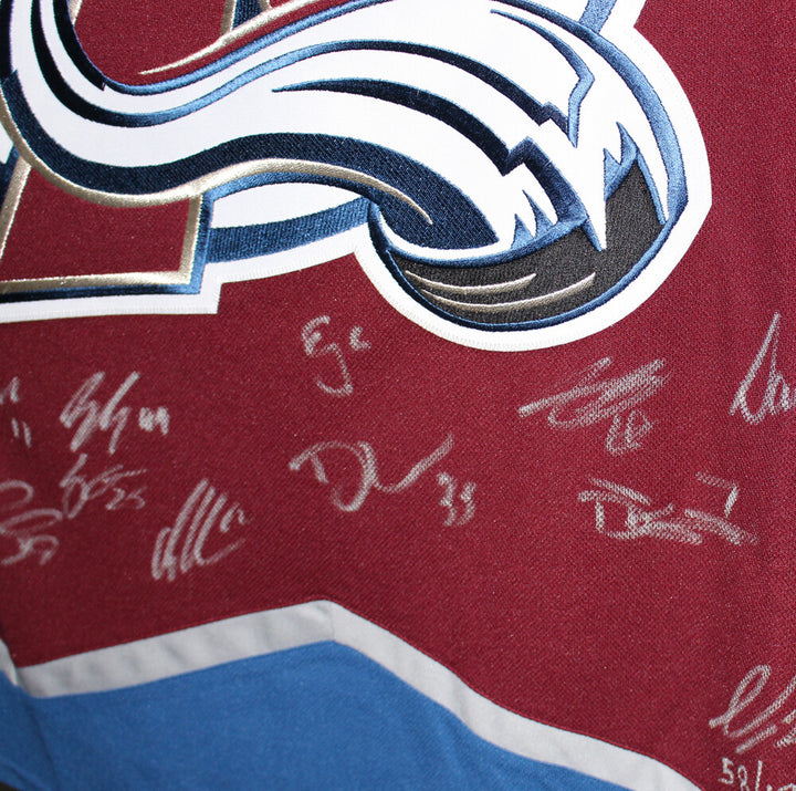 Colorado Avalanche Team Signed Burgandy Adidas 54 Jersey 20 Sigs FAN 37470