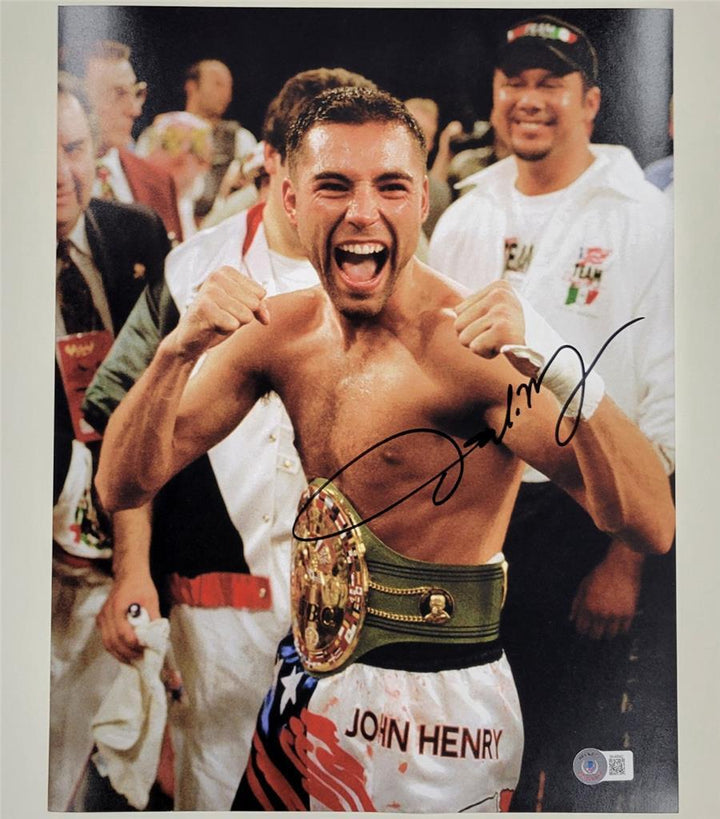 Oscar De La Hoya autograph signed 11x14 photo Boxing HOF (D) ~ Beckett BAS