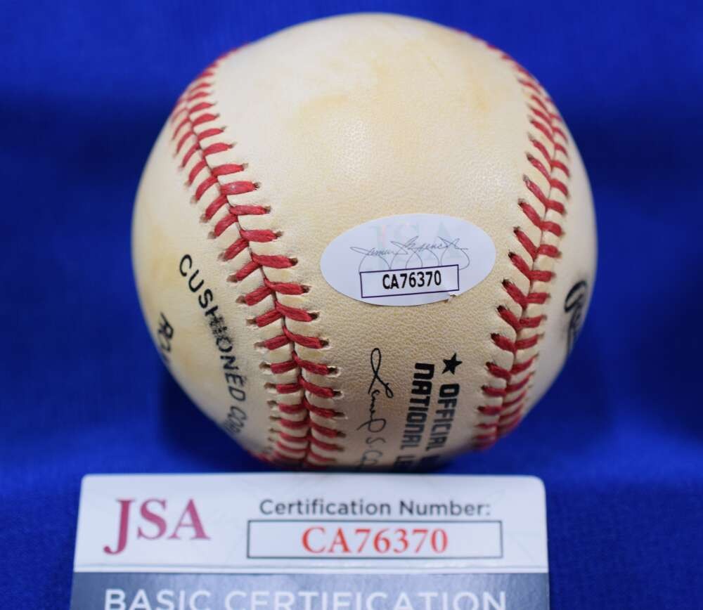Pee Wee Reese JSA COA Autograph National League ONL Signed Baseball