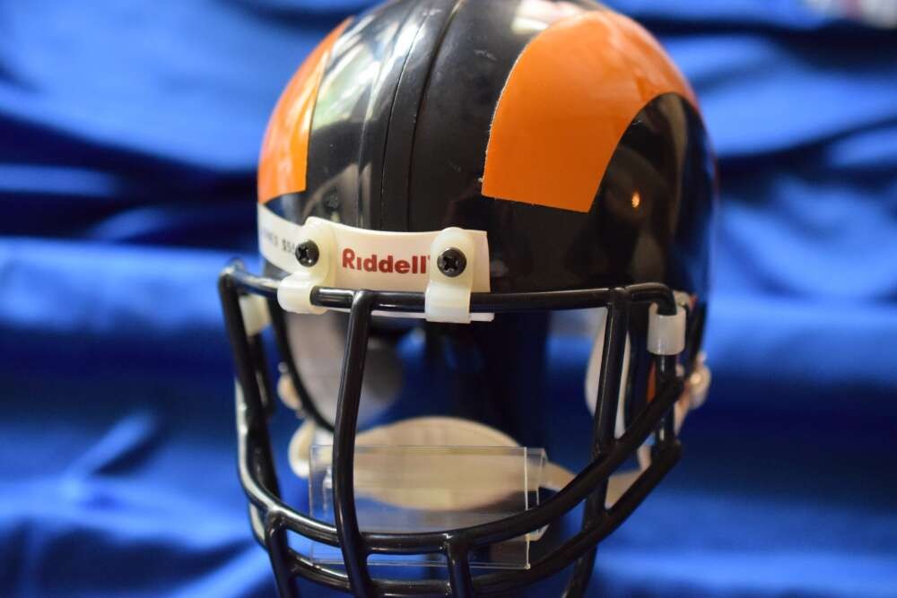 Deacon Jones Beckett BAS Autograph Mini Helmet Signed Rams