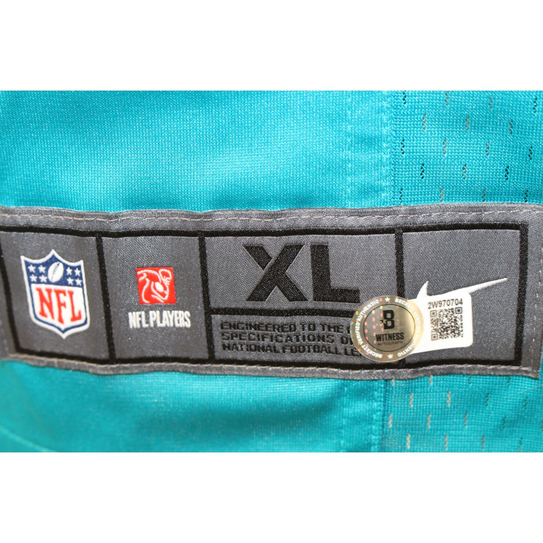 Travis Hunter Signed Jacksonville Jaguars Nike XL Jersey Beckett Witness 51415