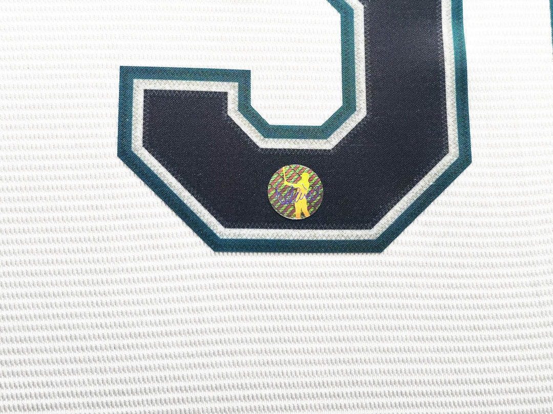 Seattle Mariners Ichiro Suzuki Signed Framed White Nike Jersey IS Holo