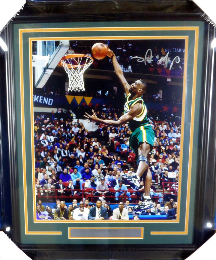 Shawn Kemp Signed Framed 16x20 Photo Seattle Sonics MCS Holo