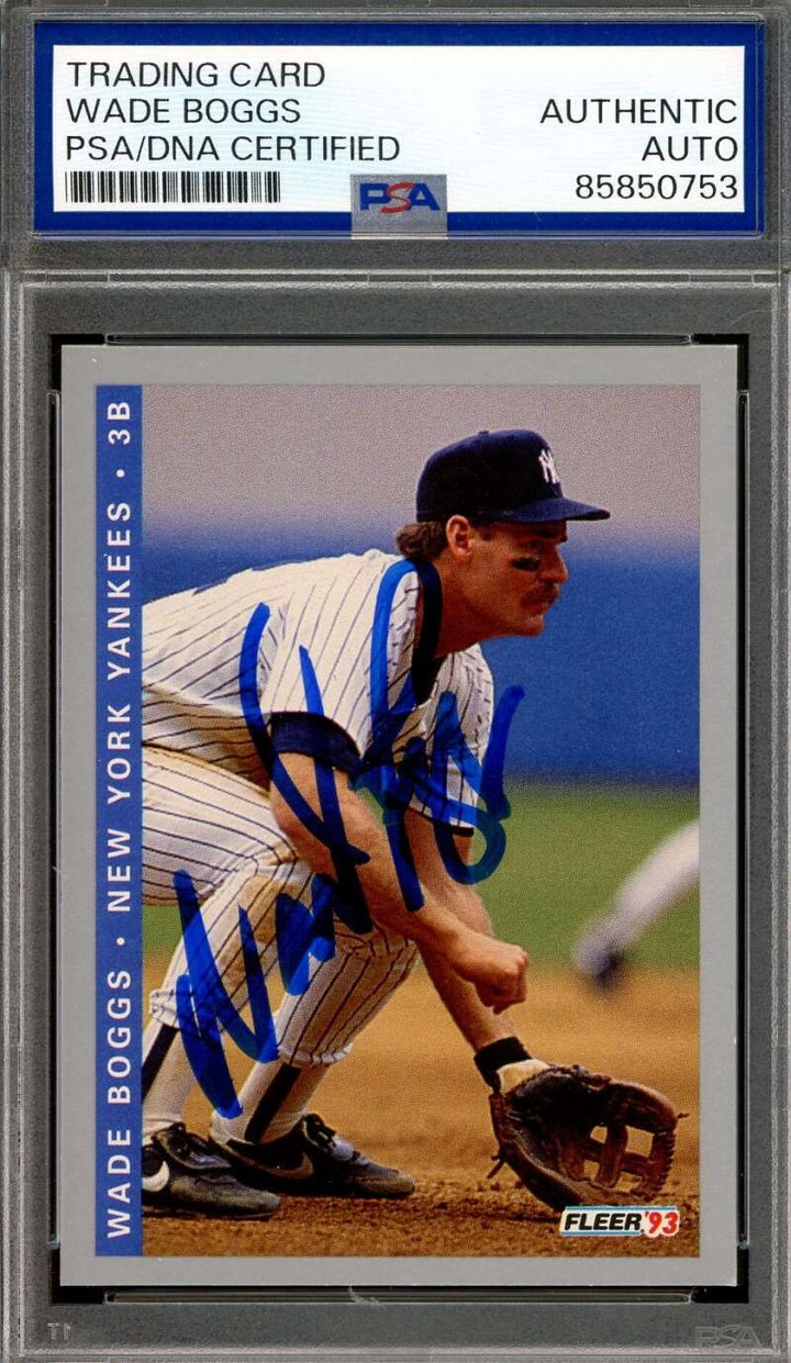 Wade Boggs PSA DNA Signed 1993 Fleer Autograph