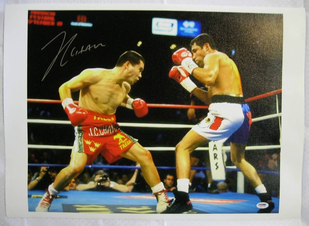 Julio Cesar Chavez Sr. Signed 16x20 Photo on Canvas vs. De La Hoya ~ PSA/DNA COA