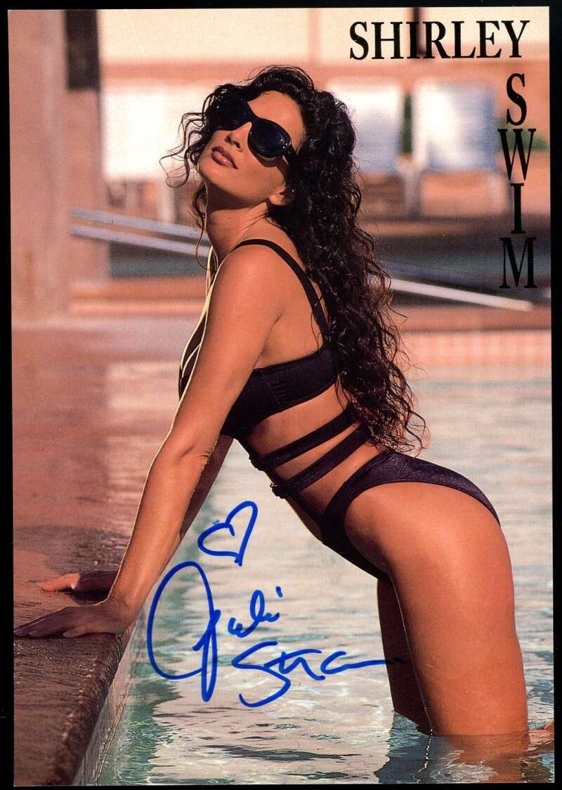 Julie Strain PSA DNA Coa Signed 5x7 Photo Autograph