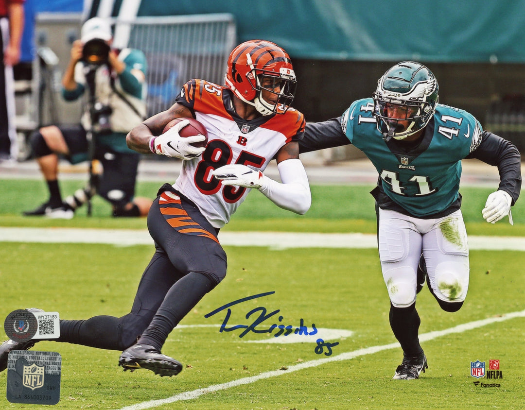 Tee Higgins Autographed/Signed Cincinnati Bengals 8x10 Photo Beckett 40653