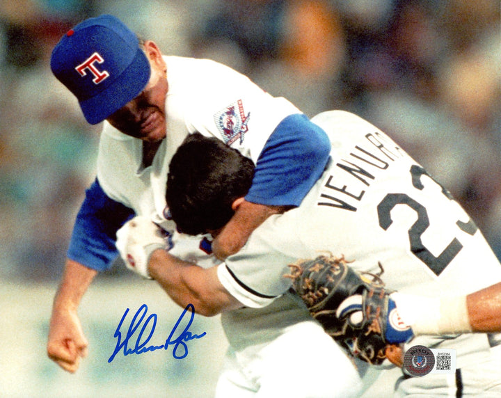 Nolan Ryan Signed 8x10 Photo Texas Rangers Fight vs. Robin Ventura Beckett QR