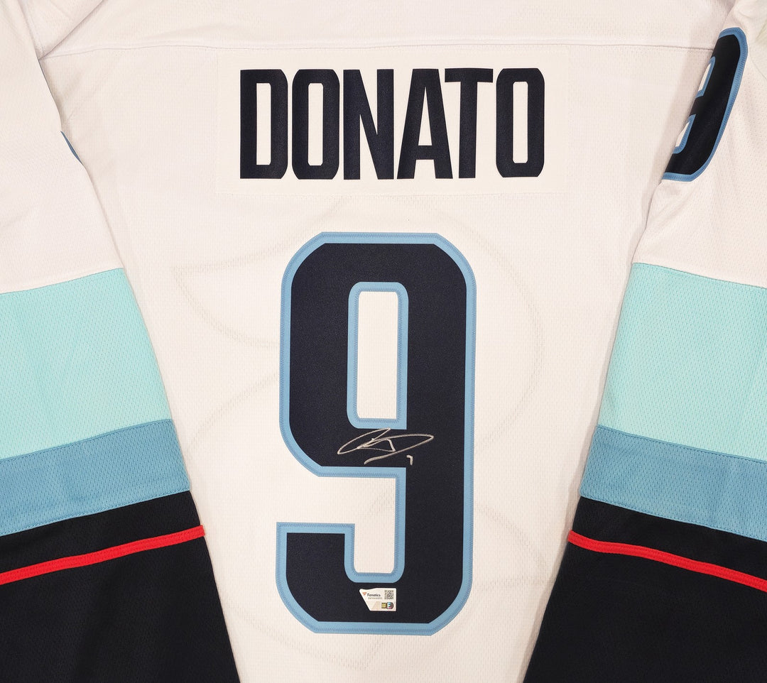 Kraken Ryan Donato Auto White Fanatics Breakaway Jersey XL Inaugural Season