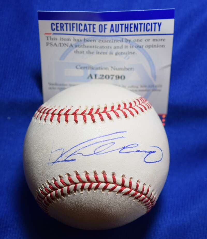 Vladimir Guerrero PSA DNA Autograph Major League OML Signed Baseball