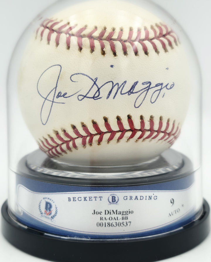Joe DiMaggio Signed AL Baseball New York Yankees Auto Mint 9 Beckett #18630537