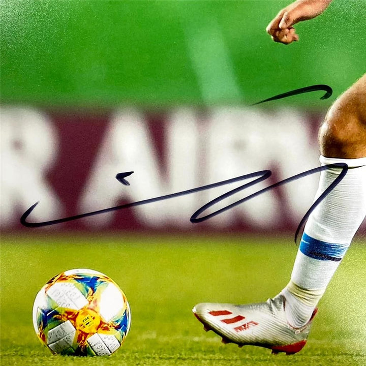 Giovanni Reyna signed Team USA USMNT 11x14 photo autograph ~ JSA