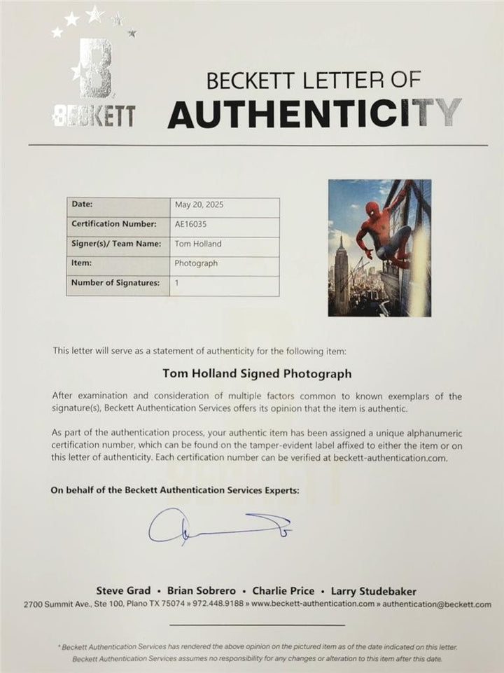 Tom Holland signed Spider-Man Homecoming 11x14 photo autograph ~ Beckett BAS