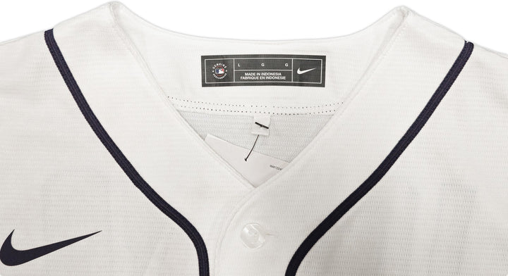 Mariners Ichiro Suzuki Auto White Nike Jersey Size L "HOF 25" IS Holo & Beckett