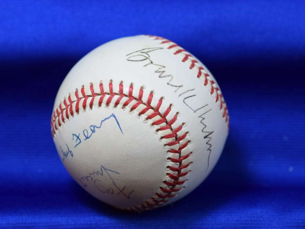Kuhn Feeney Vincent Ueberroth JSA Autograph National League Signed BasebaLL