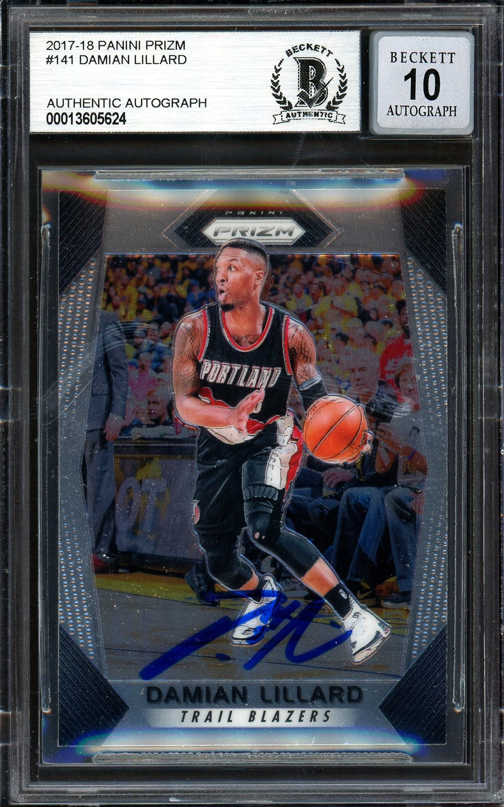 Damian Lillard Auto 2017-18 Panini Prizm Card 141 Trail Blazers Auto 10 Beckett