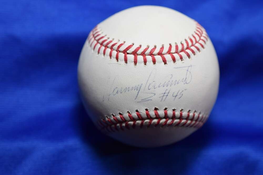 Manny Sarmiento PSA DNA Autograph Major League OML Signed Baseball Reds