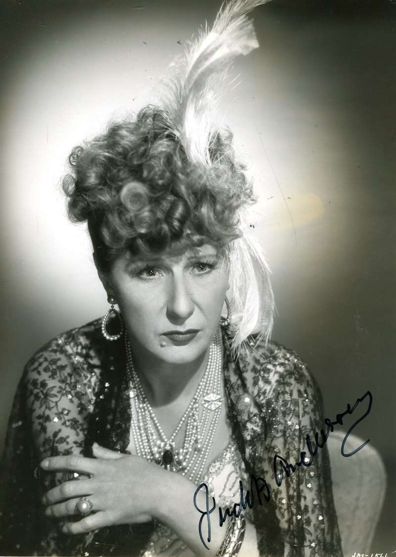 Judith Anderson Jsa Coa Hand Signed 1930`s 8x10 Photo Authentic Autograph