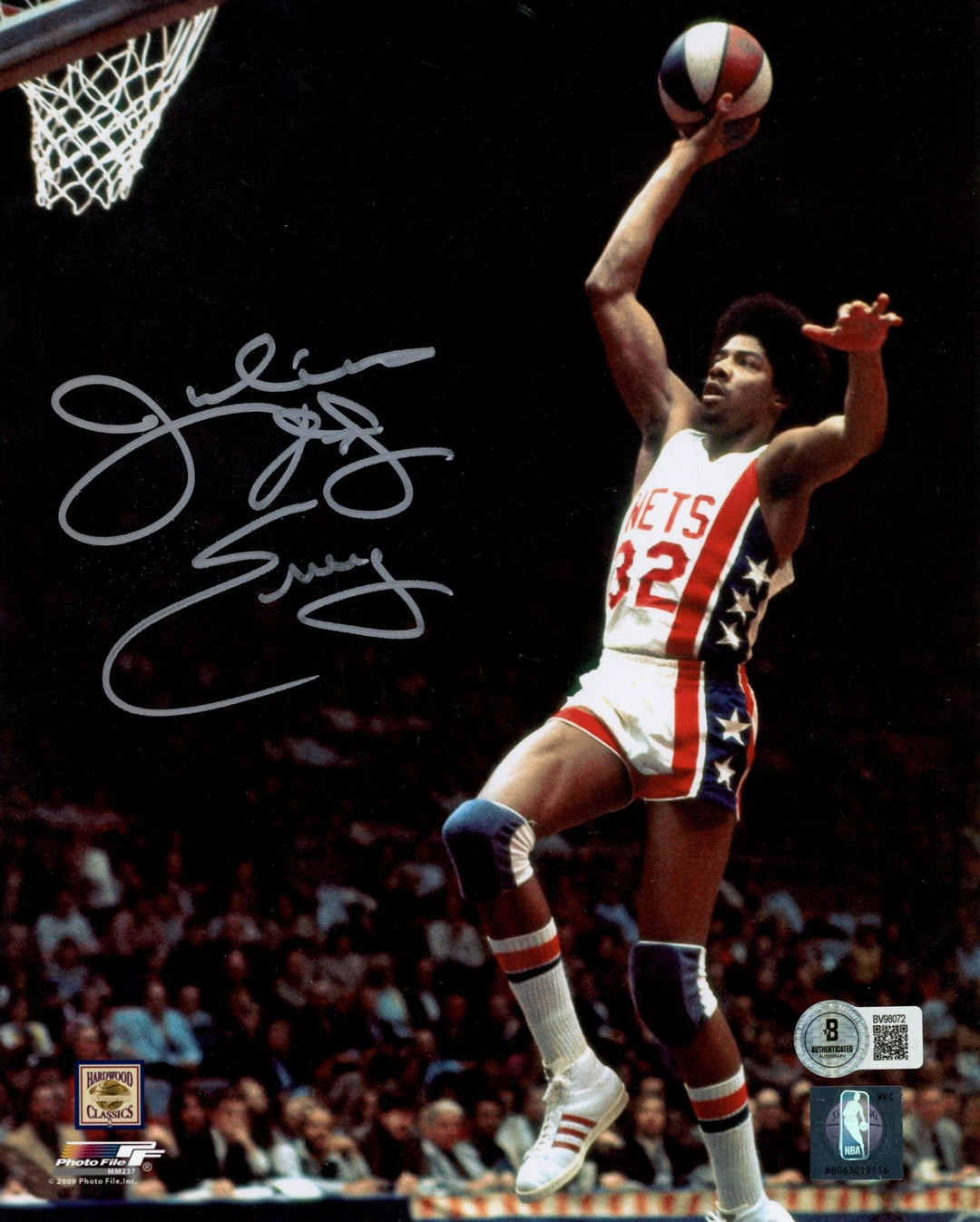Julius Erving Autographed/Signed New Jersey Nets 8x10 Photo Beckett 54664