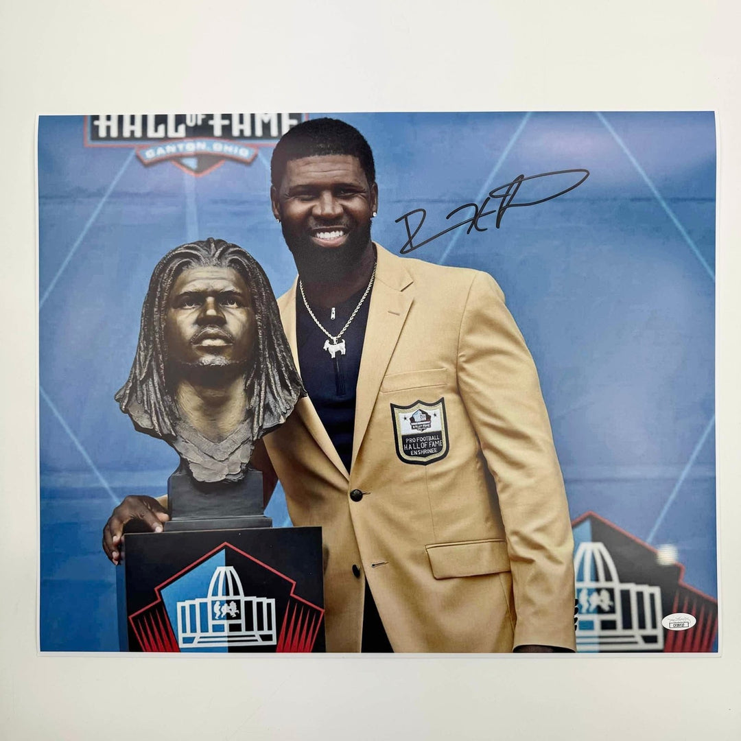 Autographed/Signed Devin Hester Hall of Fame Bears 16x20 Photo JSA COA
