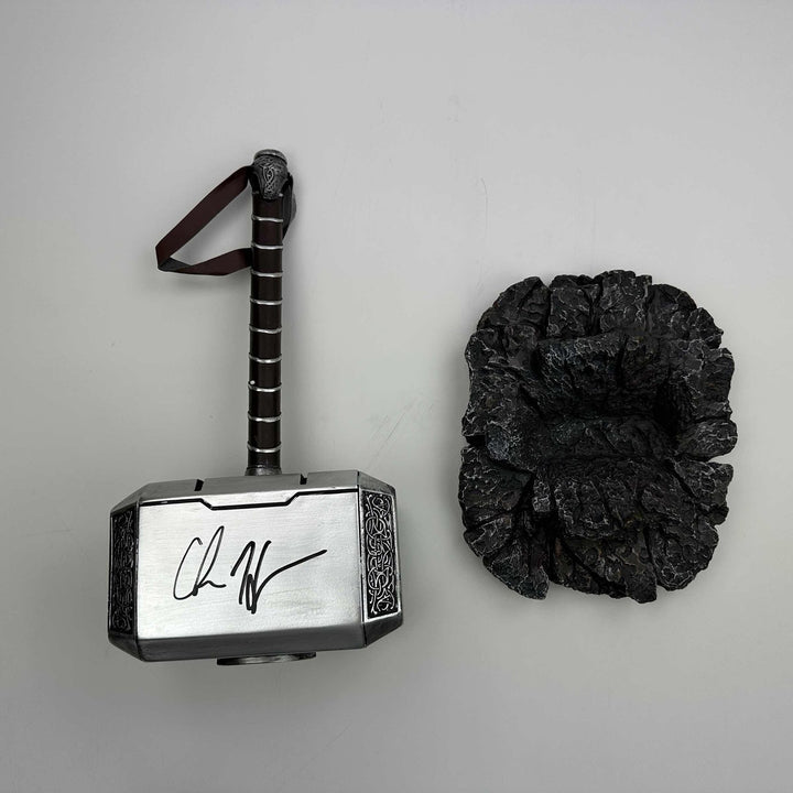 Autographed/Signed Chris Hemsworth Thor Mjolnir 17" Hammer Replica BAS COA