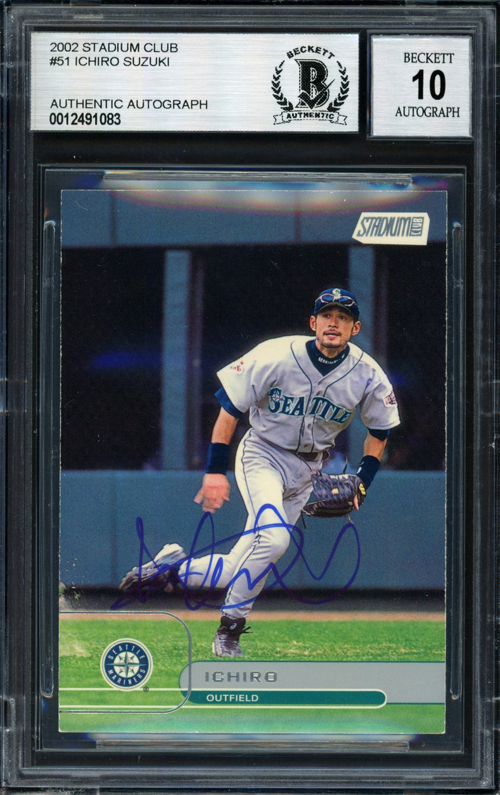 Ichiro Suzuki Signed 2002 Topps Stadium Club Card 51 Mariners Auto 10 Beckett