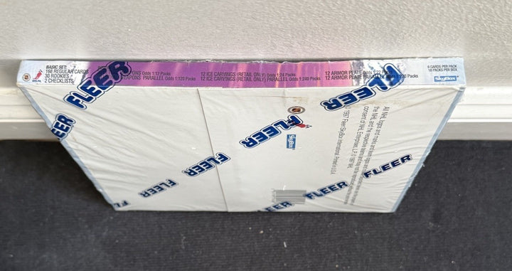 1996-97 Fleer Metal Universe Hockey Factory Sealed Retail Box 18 Packs Inserts
