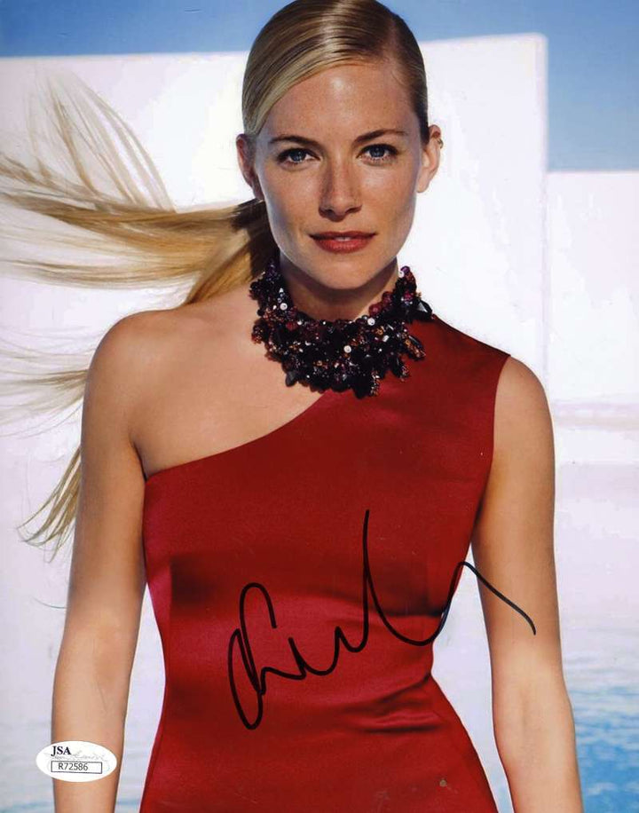 Sienna Miller Jsa Coa Hand Signed 8x10 Photo Authenticated Autograph