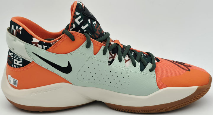Giannis Auto 2021 (PE) Promo Nike Zoom Freak 2 Game Shoes Bucks Size 17 Beckett