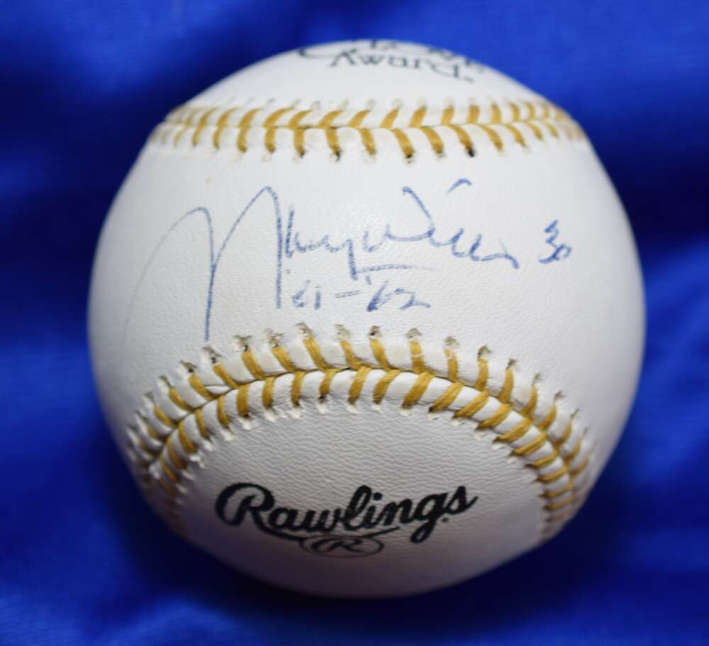 Maury Wills Beckett BAS Autograph Rawlings Gold Glove Signed Baseball