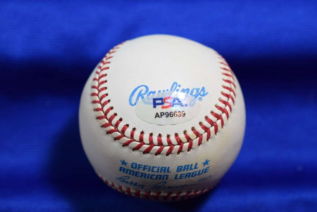 Wade Boggs PSA DNA Autograph American League OAL Signed Baseball Red Sox