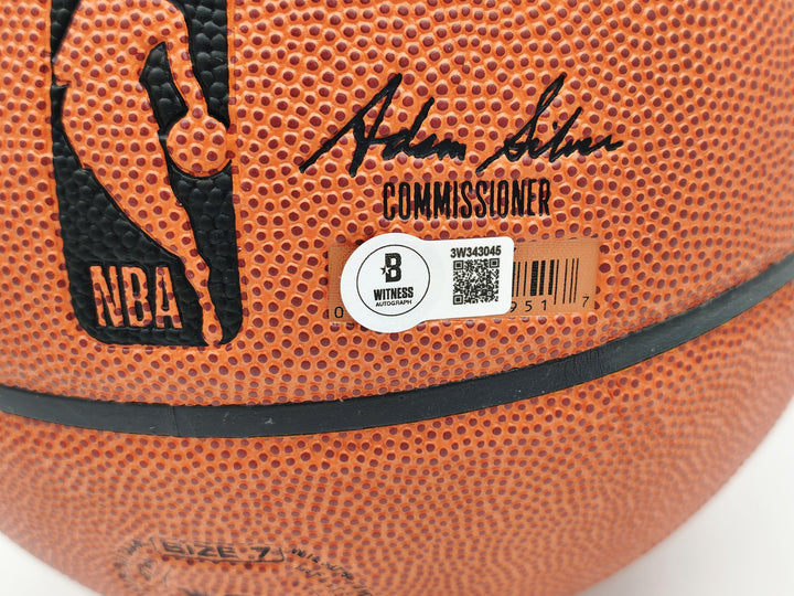Allen Iverson Auto Authentic Series Indoor/Outdoor Basketball 76ers Beckett Wit