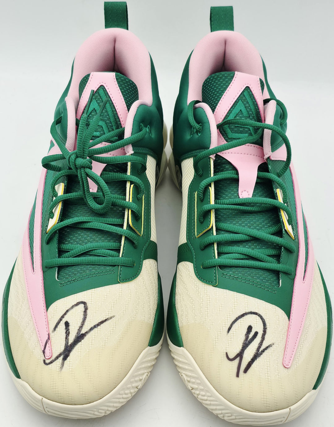 Giannis Auto 2023 (PE) Promo Nike Immortality 3 Game Shoes Bucks Size 17 Beckett