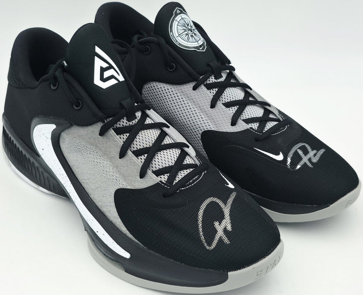 Giannis Signed 2021 PE Promo Baylor Nike Zoom Freak 3 Shoes Size 17 BAS Witness