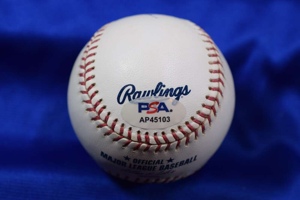 Luis Aparicio PSA DNA Autograph Major League Signed Baseball