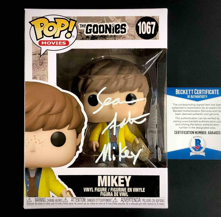 Sean Astin "Mikey" inscription signed The Goonies Funko Pop 1067 Beckett BAS COA