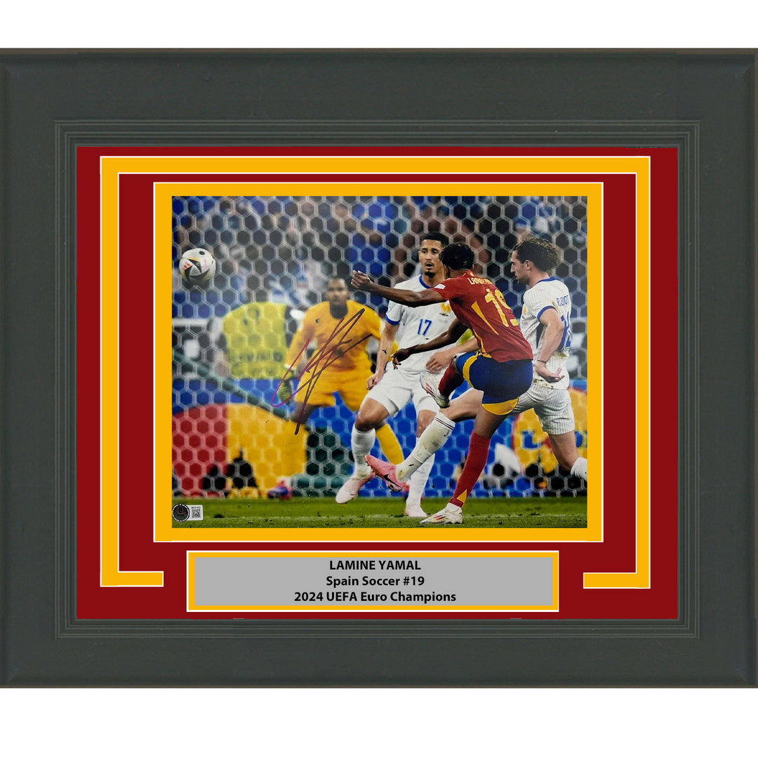 Framed Autographed/Signed Lamine Yamal Spain 11x14 World Cup Photo BAS COA #5