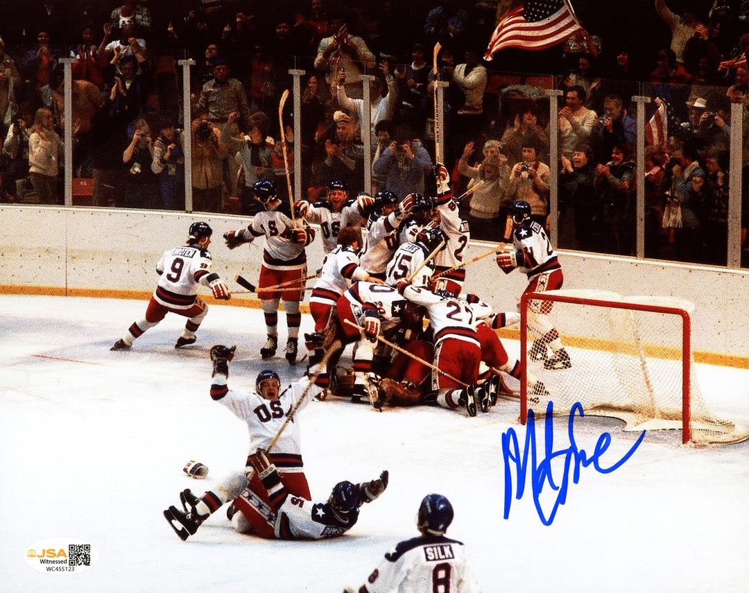 Mike Eruzione Signed 8x10 Photo 1980 Team USA Miracle on Ice JSA Witness