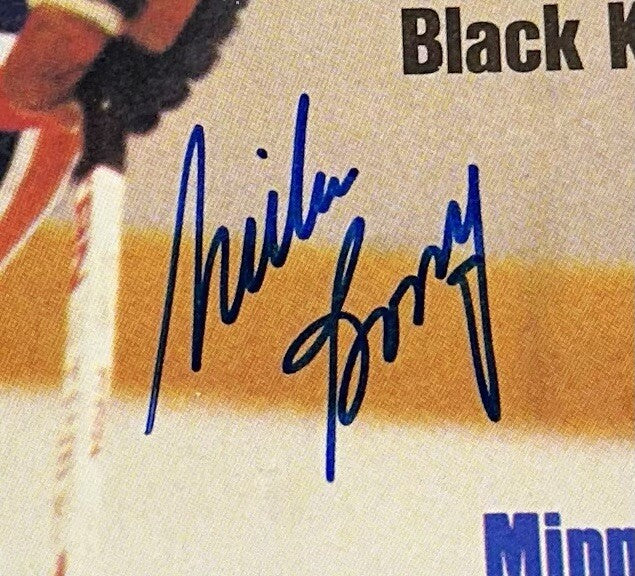 Mike Bossy Signed Hockey Full Magazine 1982 PSA 10 Gem Mint Auto Islanders LOA