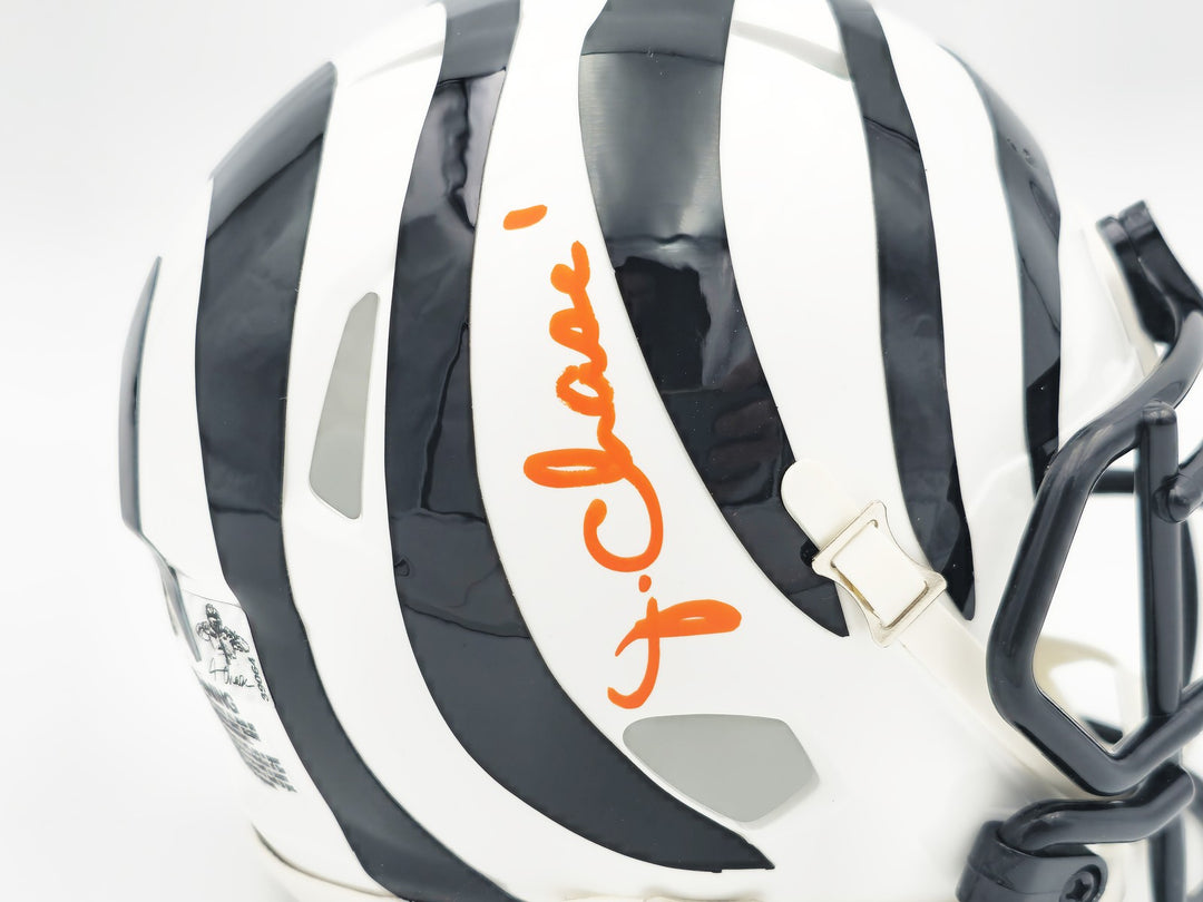 Ja'Marr Chase Signed Bengals White 2022 Alternate Speed Mini Helmet Beckett Wit