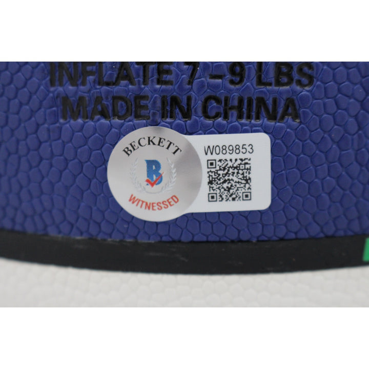 Julius Erving Autographed Philadelphia 76ers ABA Basketball Beckett 47905