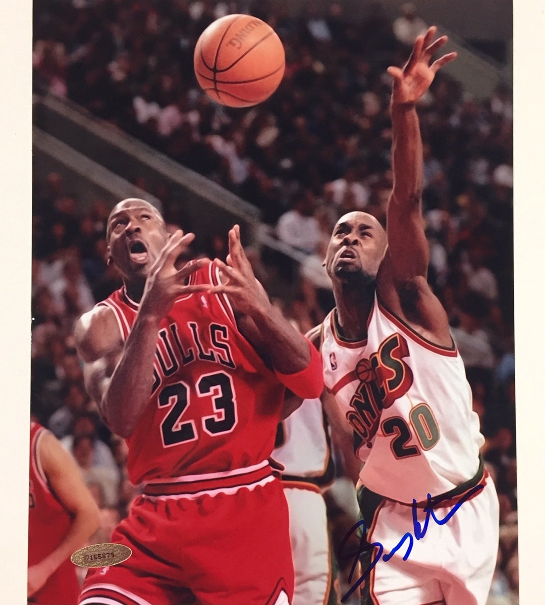 GARY PAYTON vs Michael Jordan signed Sonics 8x10 Photo ~ TriStar Holo + COA