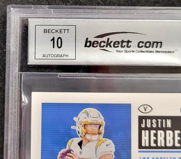 Justin Herbert signed 2020 Contenders Rookie Ticket Swatches RC card BAS 10 auto