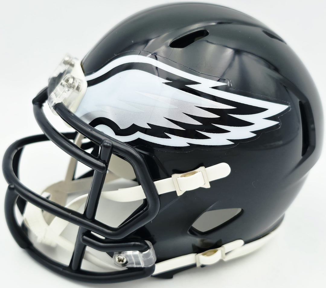 Alshon Jeffery Signed Eagles Black 2022 Alternate Speed Mini Helmet Beckett