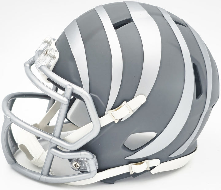 Ja'Marr Chase Signed Bengals Slate Silver Speed Mini Helmet Beckett Wit
